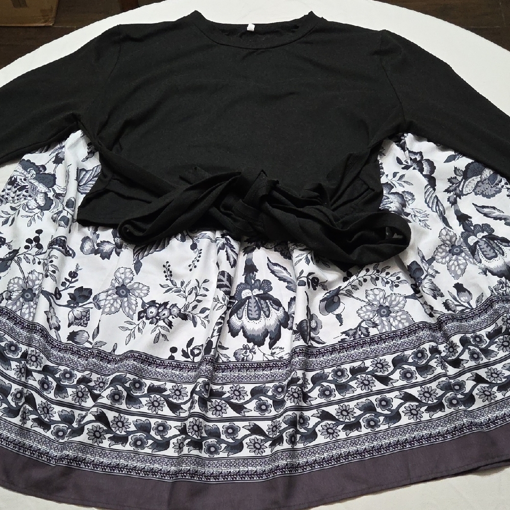 Black Crop Top